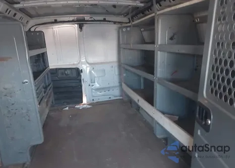 2013 Chevrolet Express 2500 Work Van z USA, uszkodzony, nr VIN 1GCWGFCA5D1105436